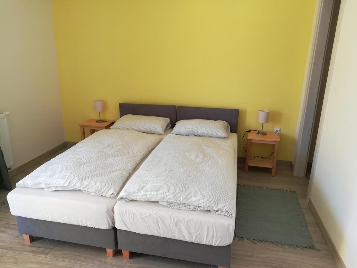 Bed and Breakfast Zlatno 66 Zlaté Moravce Zewnętrze zdjęcie